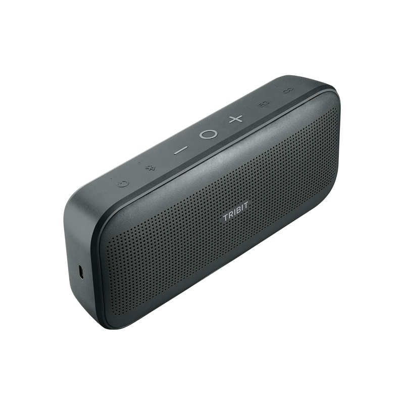Boxa portabila Tribit StormBox Flow bluetooth neagra vazuta din unghi, cu butoane de control pe partea superioara