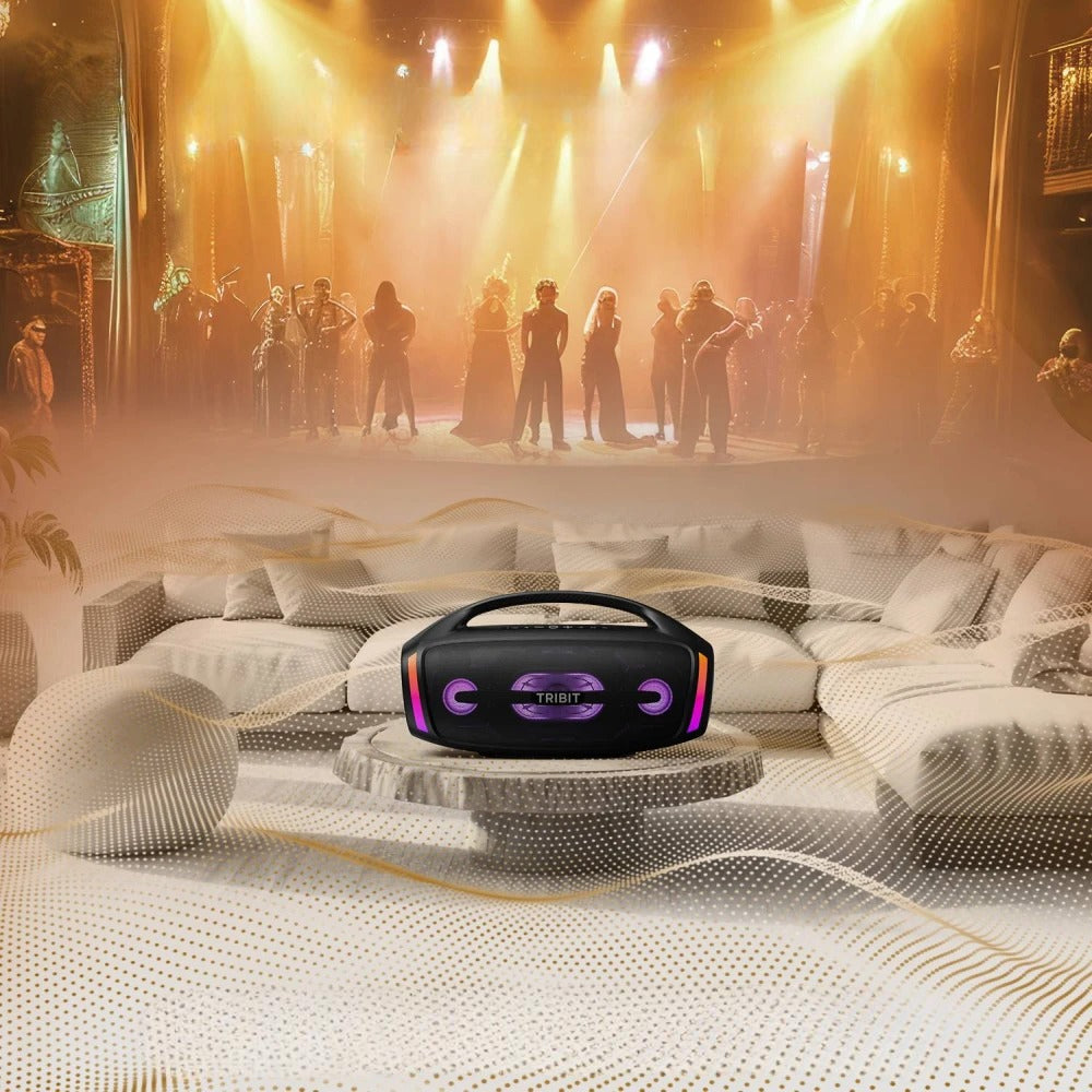 Boxa portabila Tribit StormBox Blast 2 folosita la petrecere, cu Bluetooth, iluminare RGB si sunet puternic